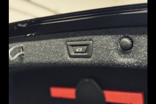 BMW 5 Serie 520i High Exe. M-Sport Plus | 20" | Schuifdak | 1e Eig.