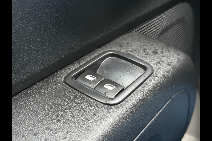 Citroën C3 1.2 PureTech Feel Edition 2e Eigenaar,Navi,Clima,Cruise,Pdc,Lm velgen,N.A.P,D-riem vv in 2024,Bj 12-2018,Apk tot 02-2027