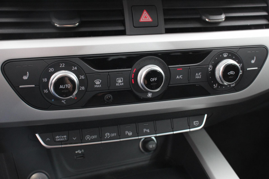 Audi A4 Avant 40 TFSI 204pk S-tronic S-Line Black Edition | Navigatie | Apple Carplay/Android Auto | Adaptive Cruise Control | Parkeersensoren | Camera | Dodehoek Assistent | Elektrische Achterklep | Stoelverwarming | Climate Control |