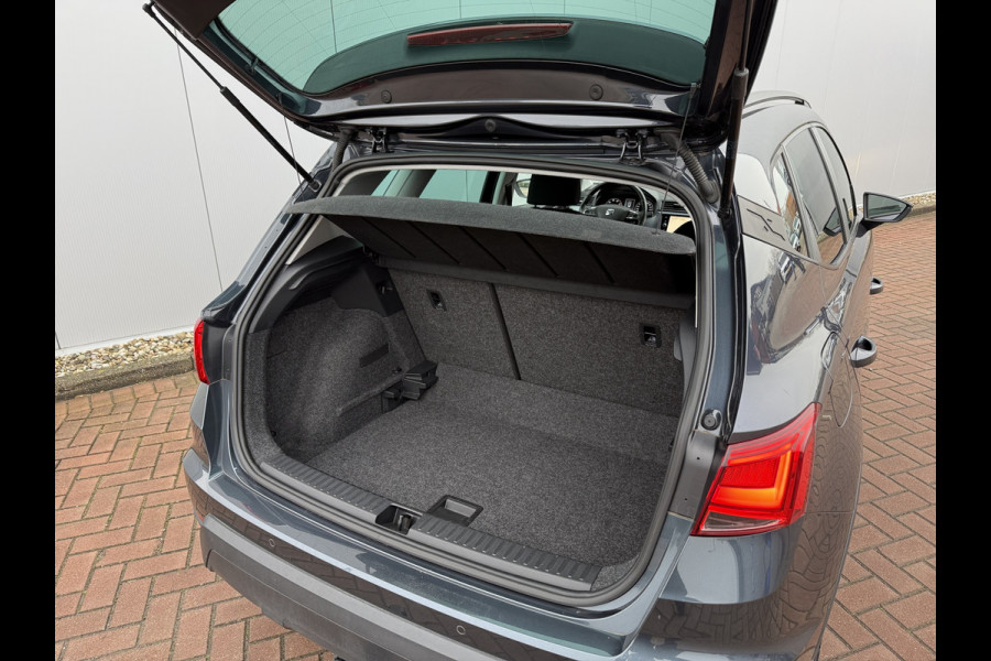 Seat Arona 1.0 TSI 116pk DSG Style |Navi | Trekhaak