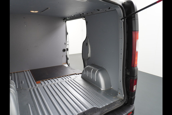 Opel Vivaro D 126PK Navi Camera Trekhaak Airco Pdc Cruise Control Edition EcoFlex 1.6CDTI L1H1 Schuifdeur Wandbetimmering Bluetooth Led Super Nette Bus 1e Eigenaar Euro 6 Origineel Nederlandse bus 2.000KG Trekgewicht BPM-VRIJ