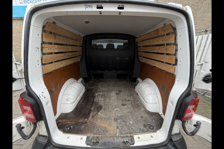 Volkswagen Transporter 2.0 TDI 150PK Euro 6 L2H1 DC Comfortline Plus CarPlay/Cruise control/trekhaak