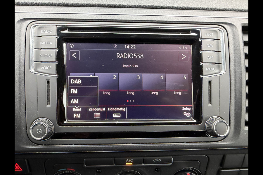 Volkswagen Transporter 2.0 TDI 150PK Euro 6 L2H1 DC Comfortline Plus CarPlay/Cruise control/trekhaak