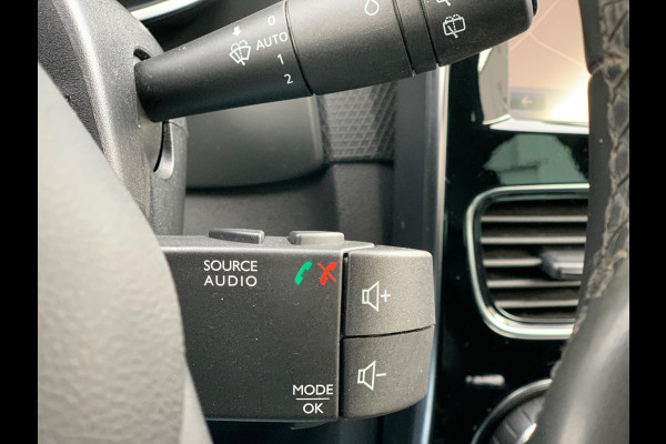 Renault Clio 1.5 dCi Ecoleader Intens LEDER CAM NAV 2018 LUXE !