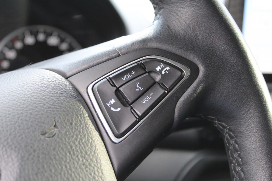 Ford EcoSport 1.0 EcoBoost Titanium | Trekhaak | Camera | Winterpack | B&O | BLIS | NL Auto