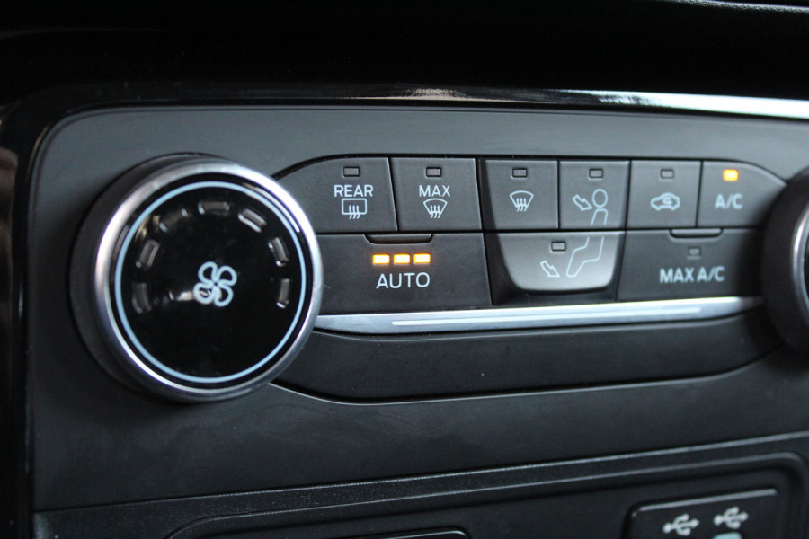 Ford EcoSport 1.0 EcoBoost ST-Line Black | Trekhaak | Navigatie | All Season