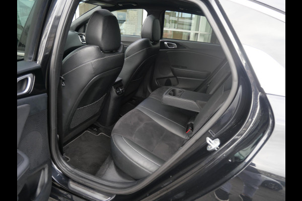 Kia ProCeed 1.0 T-GDI GT-Line | Schuif/open Dak | Stoel-Stuur verw | 17''LM | Navi | Carplay |