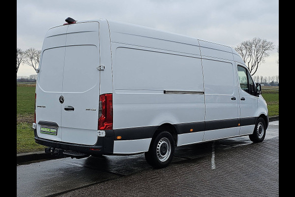 Mercedes-Benz Sprinter 316 2.2 CDI L3H2 EURO VI-D Automaat 3.5t-Trekhaak PDC Mbux Camera Airco Cruise Control 3 Zits Euro6 163 PK!