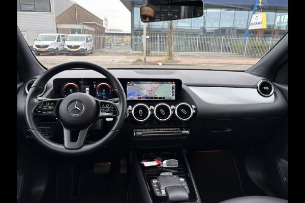 Mercedes-Benz GLA 250 e Luxury Line Panodak, LED