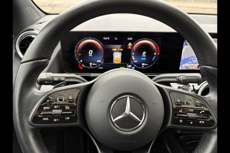 Mercedes-Benz GLA 250 e Luxury Line Panodak, LED