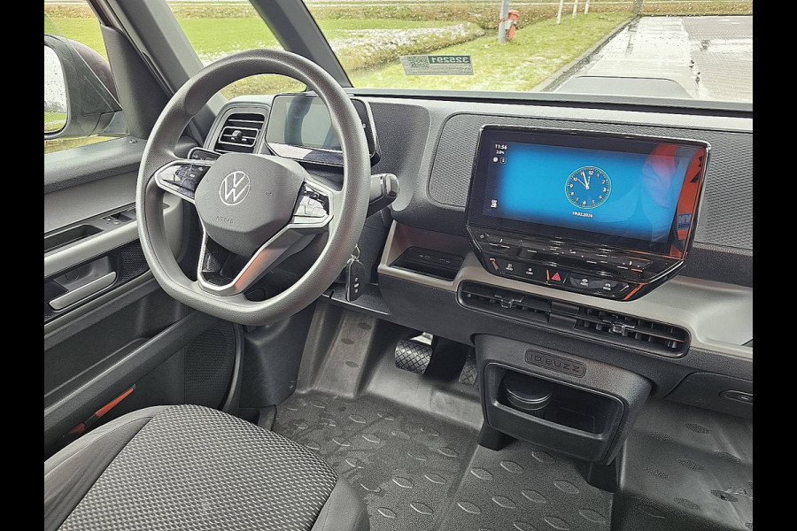 Volkswagen ID. Buzz Cargo 77 kWh 2XZijdeur 77kWh NAP LED 204Pk 422Km (WLTP) Navi Camera Stoelverwarming Achterdeuren 1e Eigenaar!