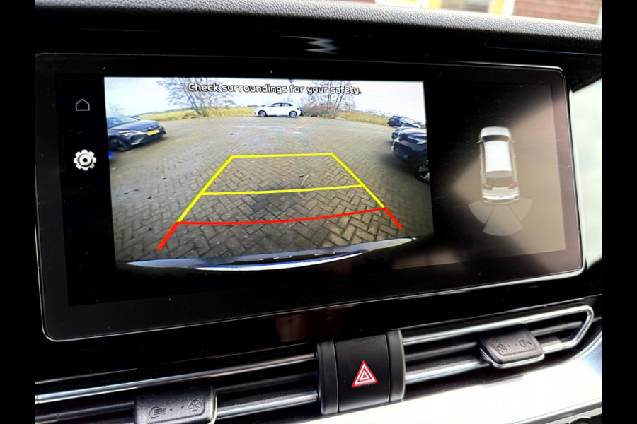 Kia e-Niro DynamicLine 64 kWh 3- Fase, Stoel/Stuurverwarming, Camera