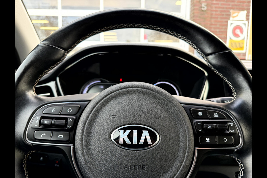 Kia e-Niro DynamicLine 64 kWh 3- Fase, Stoel/Stuurverwarming, Camera