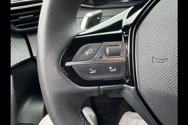 Peugeot 2008 1.2 Hybrid 136 Allure Carplay / Stoelverwarming / Clima / P-sensoren
