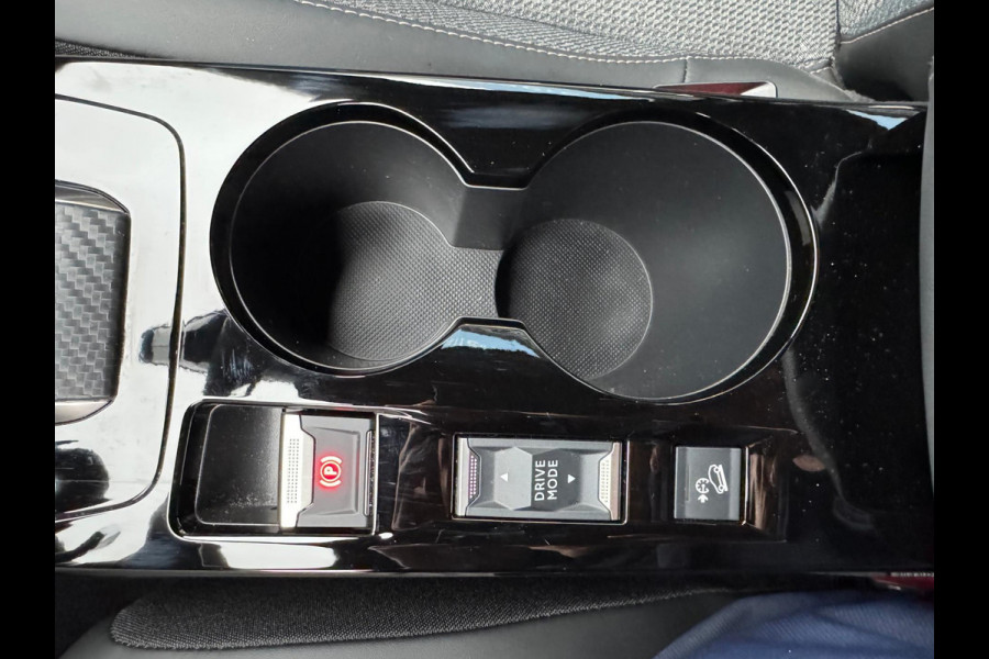 Peugeot 2008 1.2 Hybrid 136 Allure Carplay / Stoelverwarming / Clima / P-sensoren