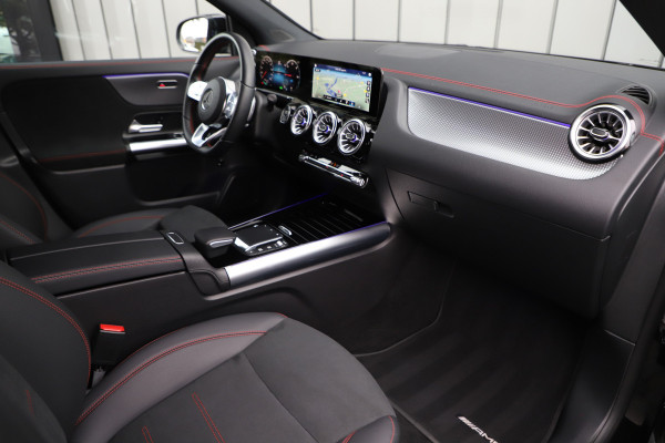 Mercedes-Benz EQA 250 AMG 67 kWh | 190PK | Led | Sfeerverlichting | Widescreen | Clima | Stoelverwarming | Elek. Kofferklep | Standkachel | 2023.