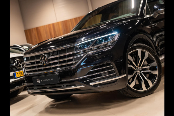 Volkswagen Touareg 3.0 TSi eHybrid 380PK 4MOTION, Pano, Softclose, Nachtzicht, 360 Cam, ACC, Leder, Massage Seats, Apple Carplay