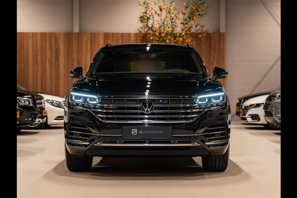 Volkswagen Touareg 3.0 TSi eHybrid 380PK 4MOTION, Pano, Softclose, Nachtzicht, 360 Cam, ACC, Leder, Massage Seats, Apple Carplay