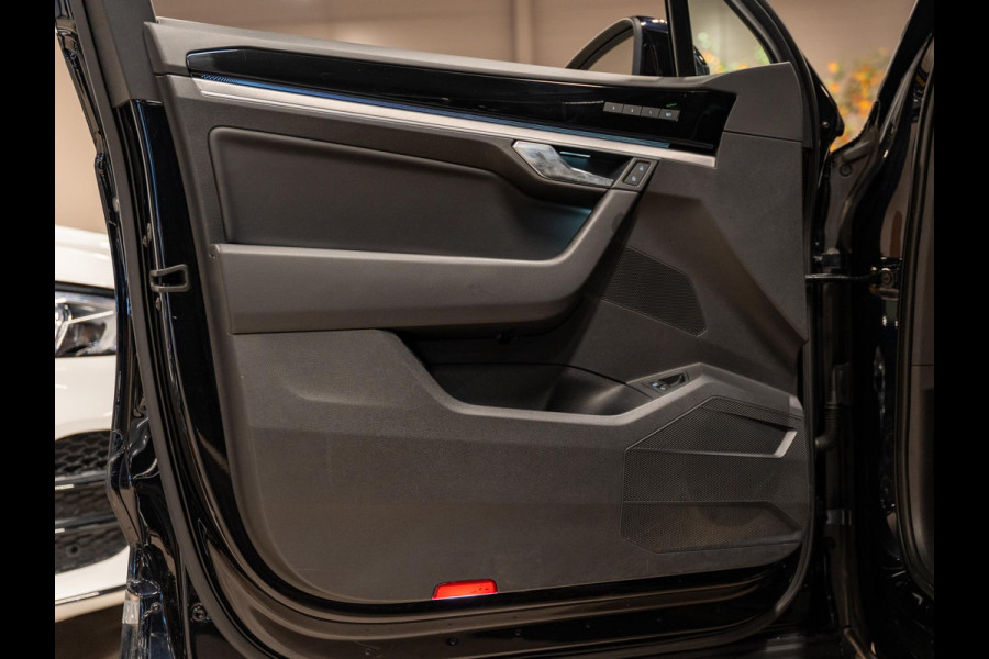 Volkswagen Touareg 3.0 TSi eHybrid 380PK 4MOTION, Pano, Softclose, Nachtzicht, 360 Cam, ACC, Leder, Massage Seats, Apple Carplay