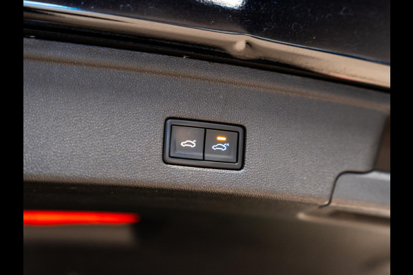 Volkswagen Touareg 3.0 TSi eHybrid 380PK 4MOTION, Pano, Softclose, Nachtzicht, 360 Cam, ACC, Leder, Massage Seats, Apple Carplay