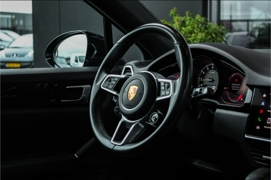 Porsche Cayenne Coupé 3.0 E-Hybrid - Sport Chrono + | Panorama | Stoelverwarming | Camera