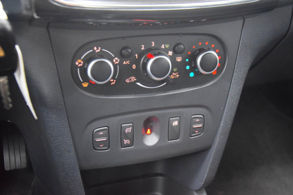 Dacia Logan MCV 1.0 TCe Bi-Fuel Comfort CAMERA/NAVIGATIE/PARKEERSENSOREN ACHTER