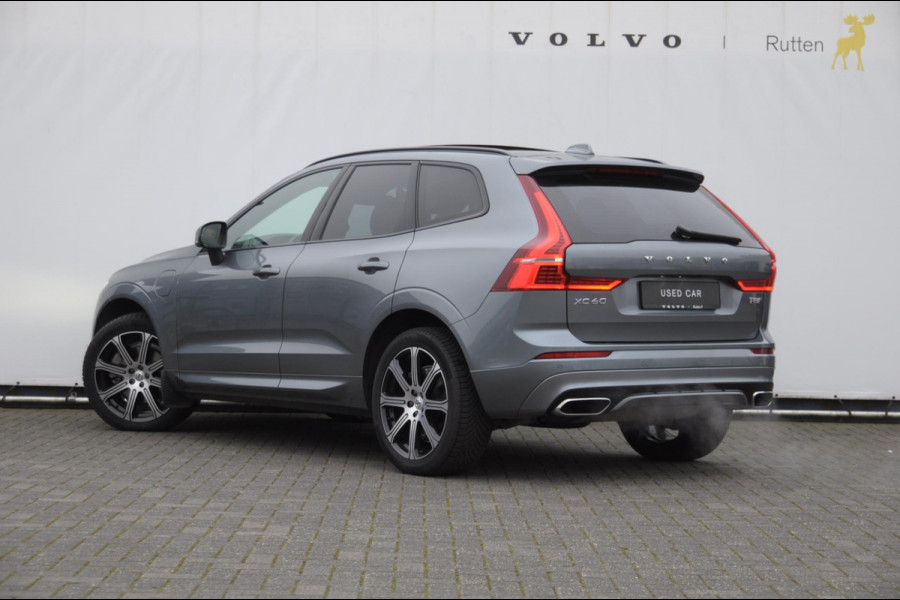 Volvo XC60 T8 390PK Automaat AWD R-Design / Adaptieve koplampen / BLIS /Adaptieve cruise control / Panoramadak / Apple carplay / Parkeersensoren met camera / Elektrische achterklep / Elektrische stoelen met geheugen / Stoel en stuurwielverwarming