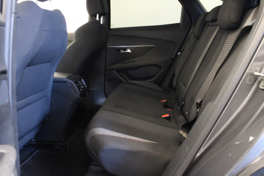 Peugeot 3008 1.2 PureTech Active Pack |Navi|