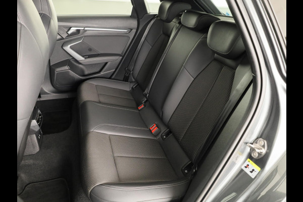 Audi A3 Sportback 40 TFSI e S edition 204pk | Adaptive cruise control | Afgevlakt stuur | Audi sound system