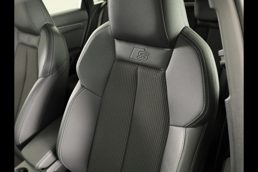 Audi A3 Sportback 40 TFSI e S edition 204pk | Adaptive cruise control | Afgevlakt stuur | Audi sound system