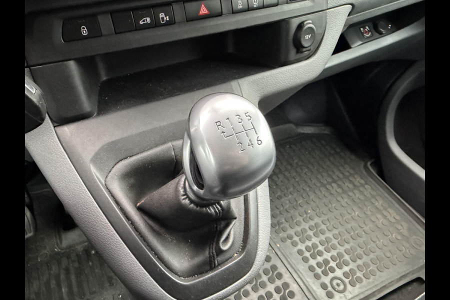 Peugeot Expert 231L 2.0 BlueHDI 120 Premium | Trekhaak | Lederen Bekleding | Cruise Control | Airco | Elektrische Schuifdeur Rechts |