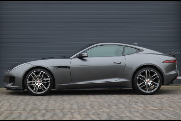 Jaguar F-Type P300 RWD R-Dynamic