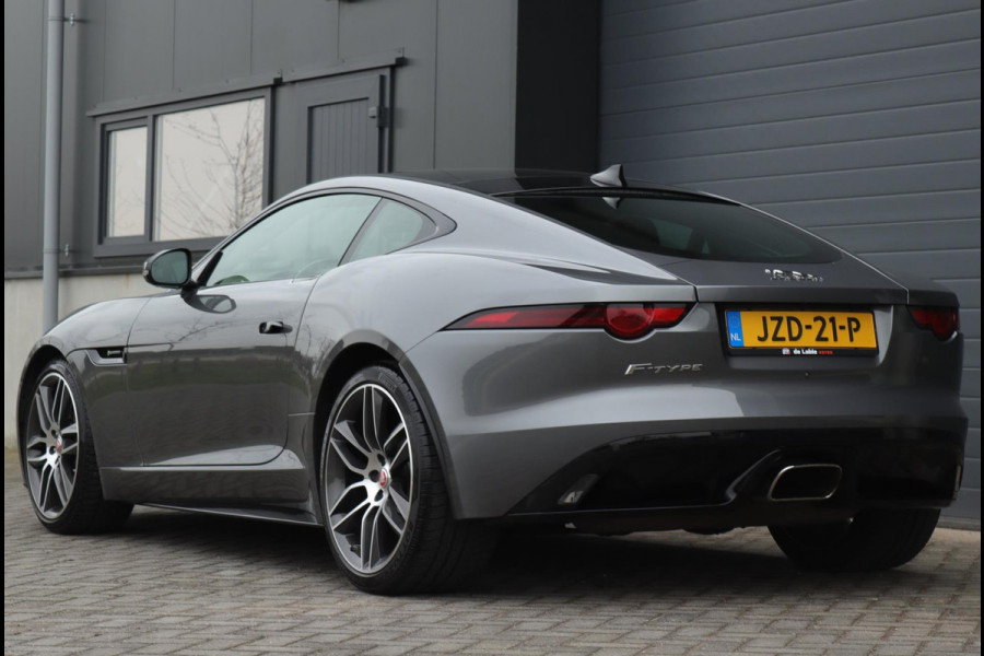 Jaguar F-Type P300 RWD R-Dynamic