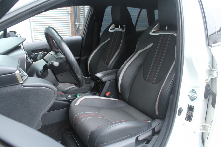 Toyota Corolla Touring Sports 1.8 Hybrid 140pk GR-Sport NL-Auto NAP 1e eigenaar Clima Cruise Carplay Camera 17"LMV
