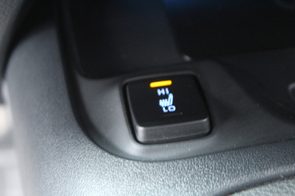 Toyota Corolla Touring Sports 1.8 Hybrid 140pk GR-Sport NL-Auto NAP 1e eigenaar Clima Cruise Carplay Camera 17"LMV