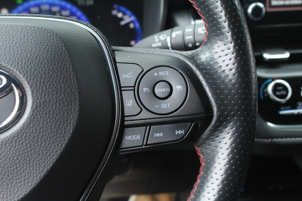 Toyota Corolla Touring Sports 1.8 Hybrid 140pk GR-Sport NL-Auto NAP 1e eigenaar Clima Cruise Carplay Camera 17"LMV