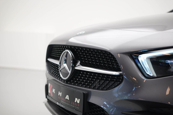 Mercedes-Benz A-Klasse A250e AMG Line |Pano|Ambient|Carplay|Dodehoek|