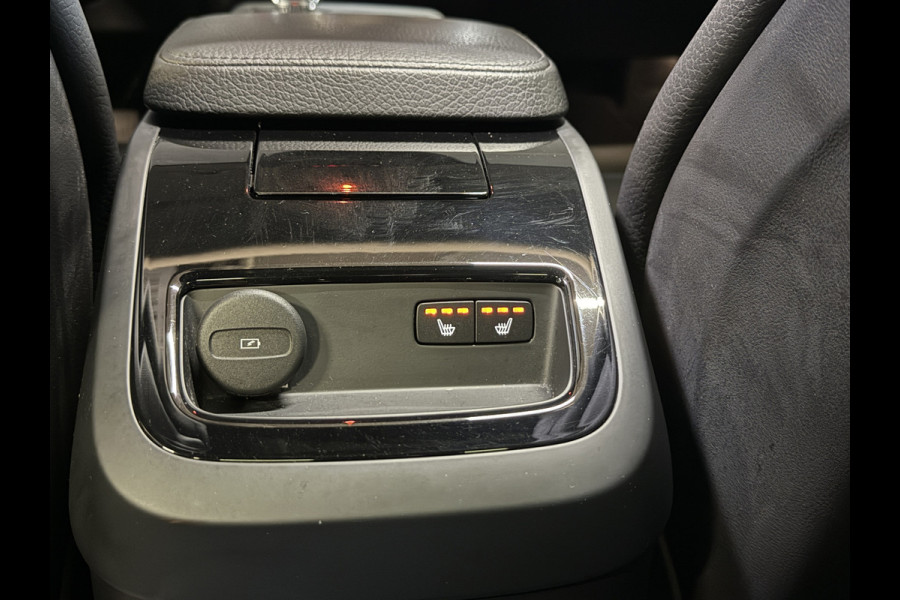 Volvo V60 2.0 T6 Recharge AWD Inscription | Panoramadak | Stoel/Stuurverwarming | Apple carplay | Elek. trekhaak | Sportstoelen | Leder