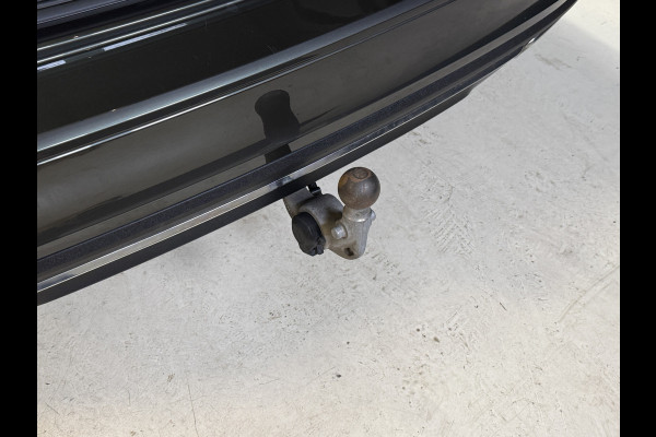 Volvo V60 2.0 T6 Recharge AWD Inscription | Panoramadak | Stoel/Stuurverwarming | Apple carplay | Elek. trekhaak | Sportstoelen | Leder