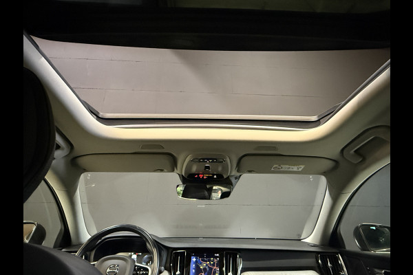 Volvo V60 2.0 T6 Recharge AWD Inscription | Panoramadak | Stoel/Stuurverwarming | Apple carplay | Elek. trekhaak | Sportstoelen | Leder