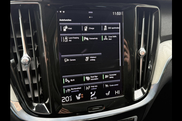 Volvo V60 2.0 T6 Recharge AWD Inscription | Panoramadak | Stoel/Stuurverwarming | Apple carplay | Elek. trekhaak | Sportstoelen | Leder