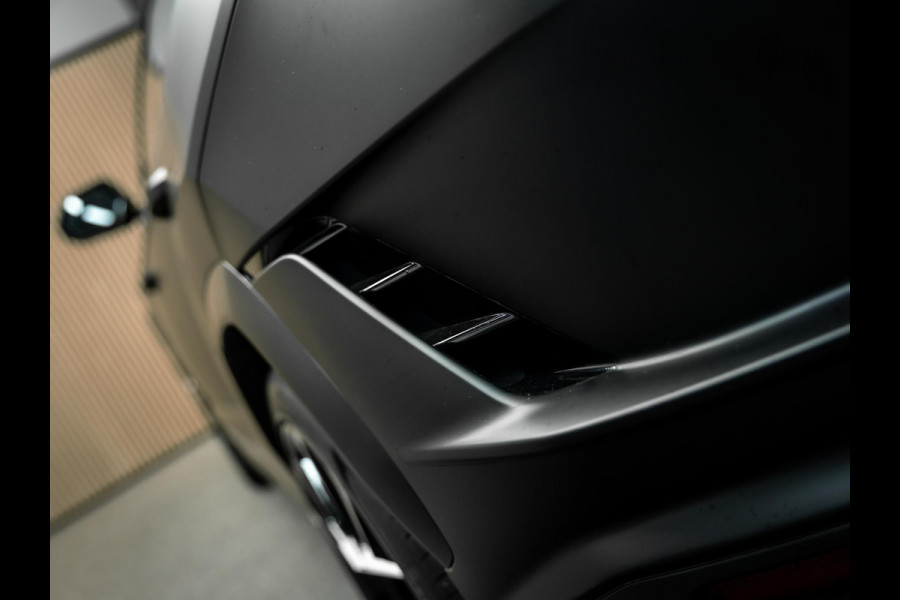 Lamborghini Urus 4.0 V8 S | Urus S | BTW | Akrapovic | Luchtvering | Geel stiksel pakket |