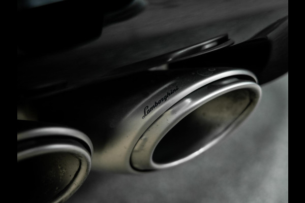 Lamborghini Urus 4.0 V8 S | Urus S | BTW | Akrapovic | Luchtvering | Geel stiksel pakket |