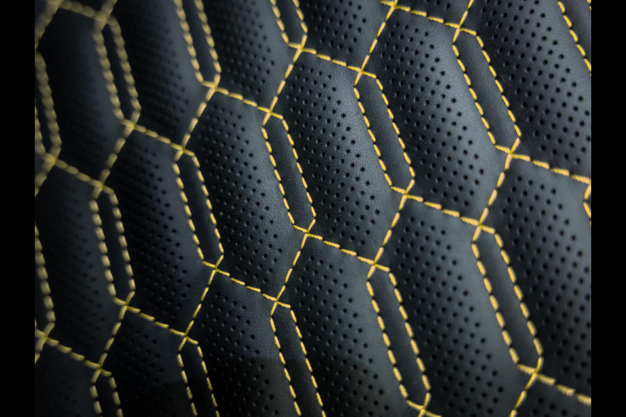 Lamborghini Urus 4.0 V8 S | Urus S | BTW | Akrapovic | Luchtvering | Geel stiksel pakket |