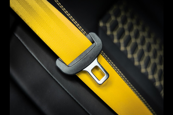 Lamborghini Urus 4.0 V8 S | Urus S | BTW | Akrapovic | Luchtvering | Geel stiksel pakket |