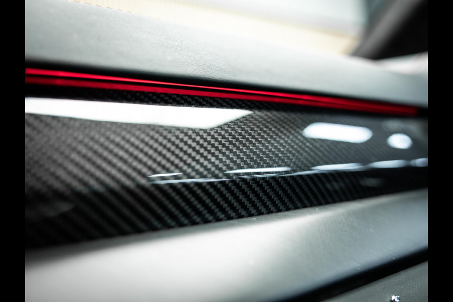 Lamborghini Urus 4.0 V8 S | Urus S | BTW | Akrapovic | Luchtvering | Geel stiksel pakket |