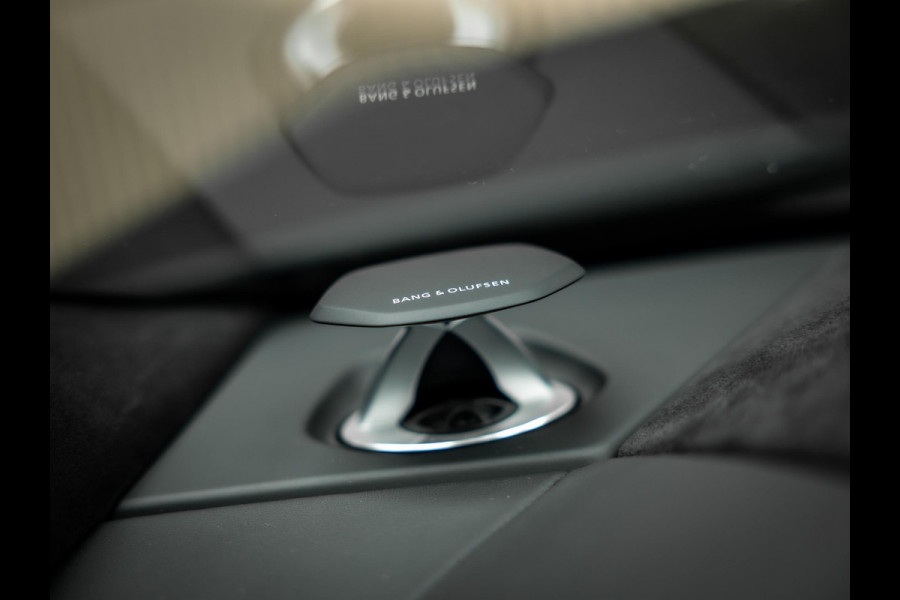 Lamborghini Urus 4.0 V8 S | Urus S | BTW | Akrapovic | Luchtvering | Geel stiksel pakket |