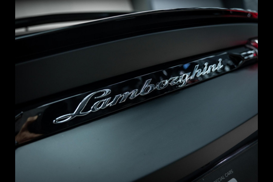 Lamborghini Urus 4.0 V8 S | Urus S | BTW | Akrapovic | Luchtvering | Geel stiksel pakket |