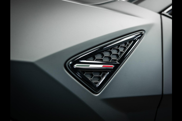 Lamborghini Urus 4.0 V8 S | Urus S | BTW | Akrapovic | Luchtvering | Geel stiksel pakket |
