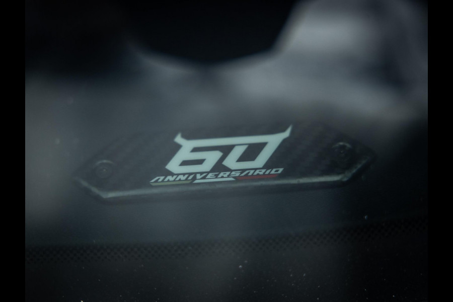 Lamborghini Urus 4.0 V8 S | Urus S | BTW | Akrapovic | Luchtvering | Geel stiksel pakket |